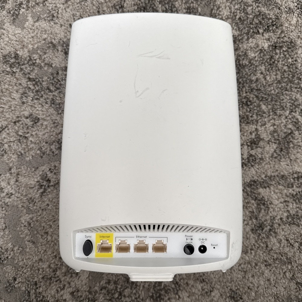 2 Orbi RBR50v2 & RBR50v2 Router Bundle and 1 Power Supplie Factory Reset - Picture 3 of 10